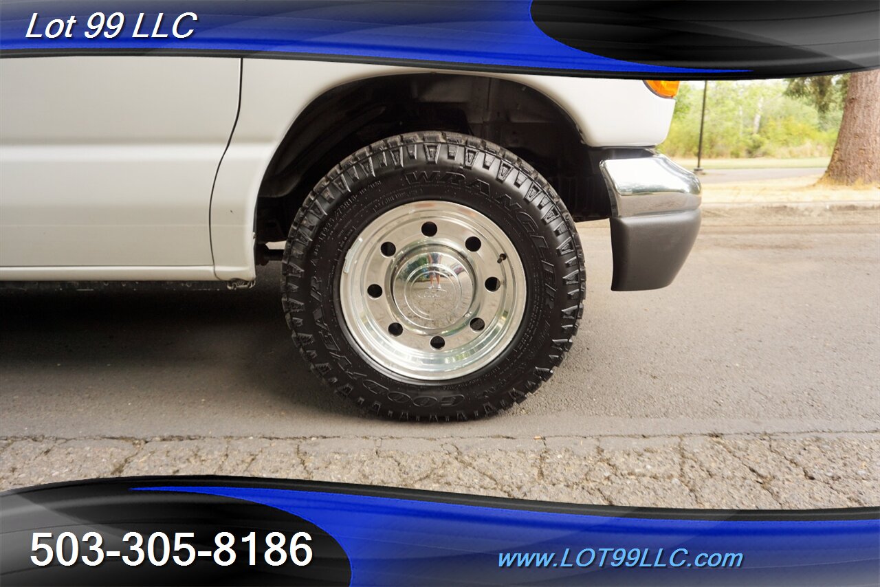 2006 Ford E-Series Chassis E350 Econoline 66K WheelChair HIGH ROOF Power Ramp - Photo 3 - Milwaukie, OR 97267