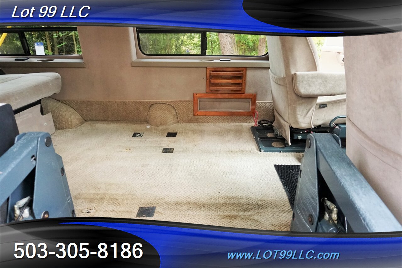 2006 Ford E-Series Chassis E350 Econoline 66K WheelChair HIGH ROOF Power Ramp - Photo 21 - Milwaukie, OR 97267