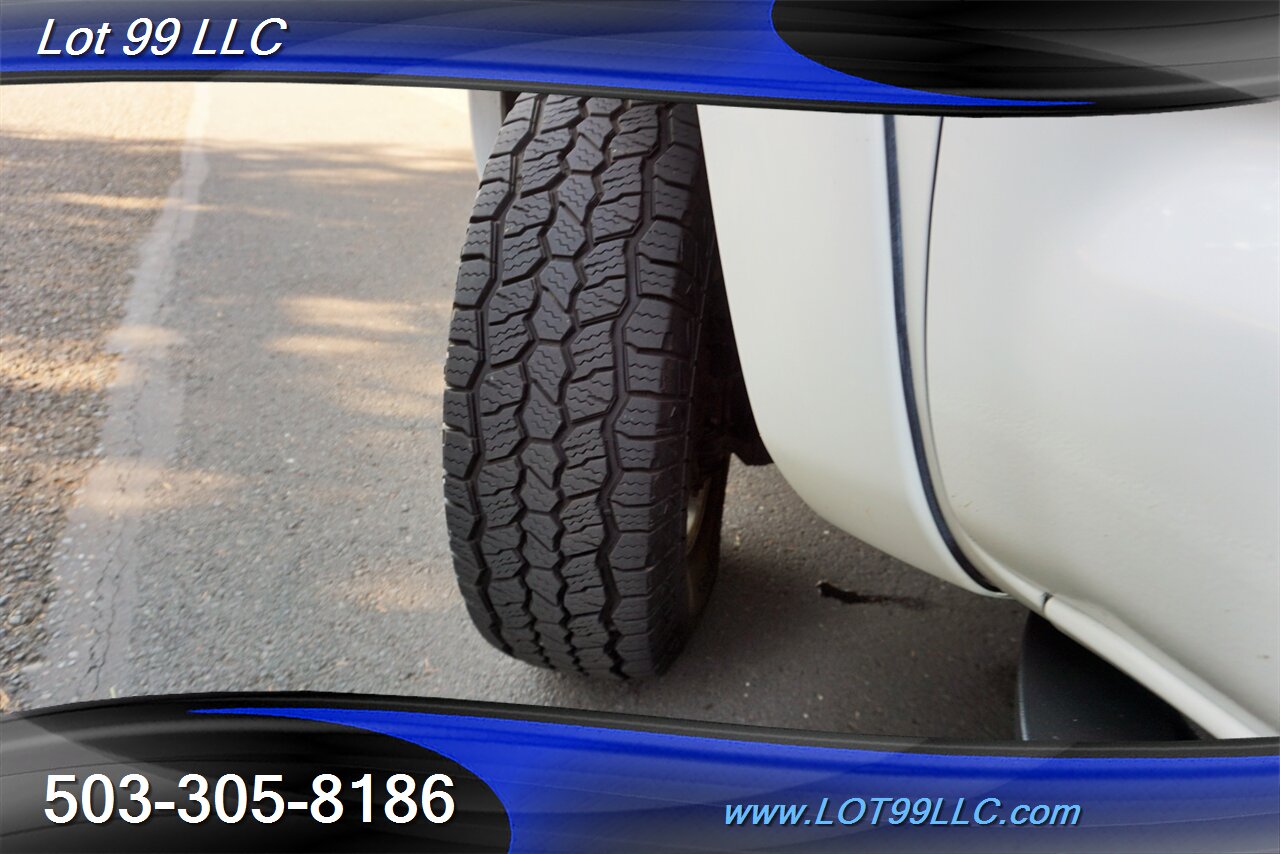 2008 Toyota Tacoma TRD photo 2