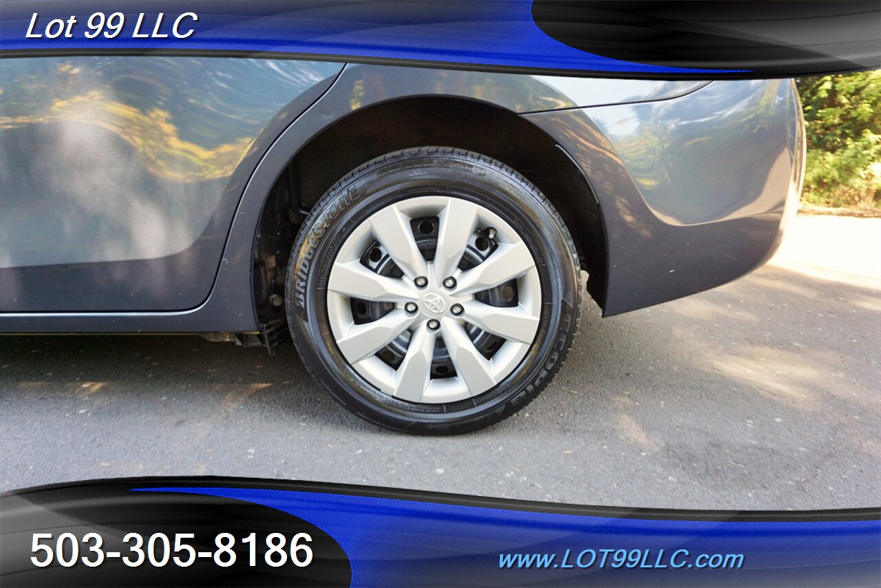 2015 Toyota Corolla LE Only 85K 2.0L Auto Backup Camera 1 OWNER   - Photo 3 - Milwaukie, OR 97267