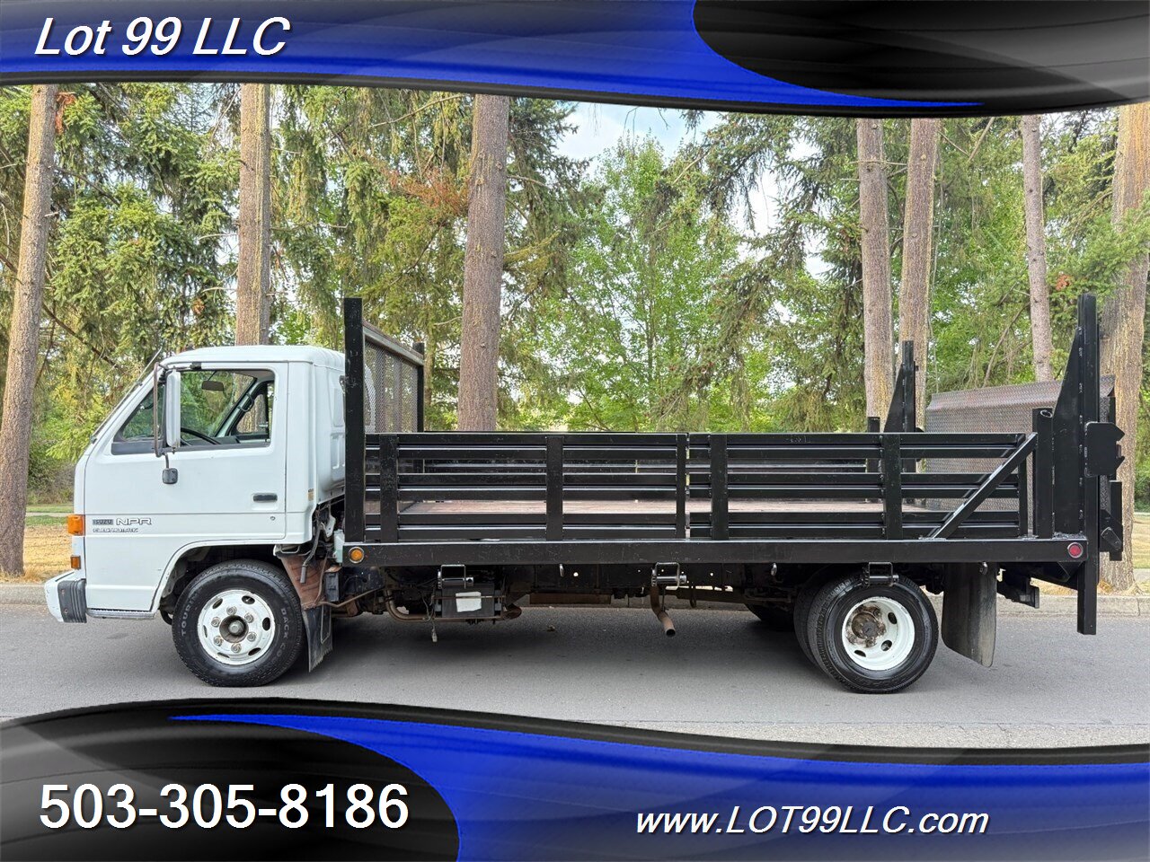 1993 Isuzu NPR 4BD2T Turbo DIESEL Lift Gate Flat Bed   - Photo 1 - Milwaukie, OR 97267