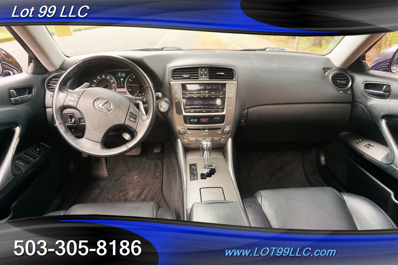 2009 Lexus IS 250 Sedan Only 110k Heated Leather Seats Moon Roof   - Photo 2 - Milwaukie, OR 97267