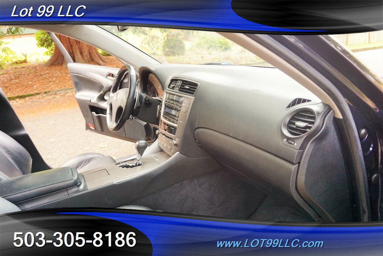 2009 Lexus IS 250 Sedan Only 110k Heated Leather Seats Moon Roof   - Photo 17 - Milwaukie, OR 97267