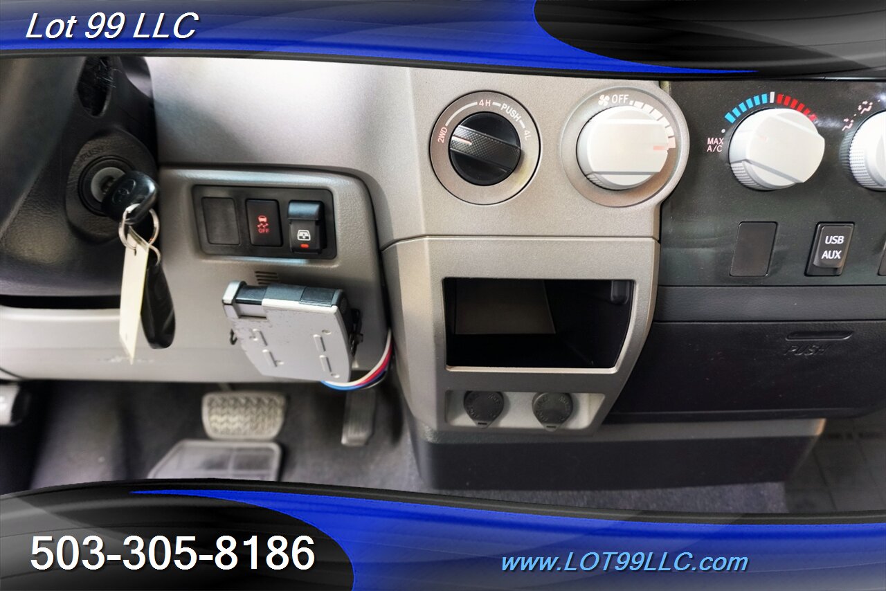 2012 Toyota Tundra Grade 4x4 V8 4.6L Auto CREWMAX Short Bed 2 OWNERS   - Photo 23 - Milwaukie, OR 97267