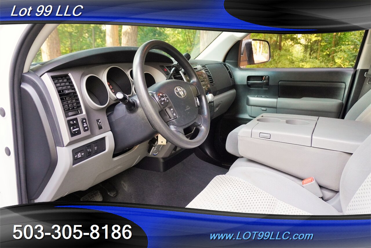 2012 Toyota Tundra Grade 4x4 V8 4.6L Auto CREWMAX Short Bed 2 OWNERS   - Photo 12 - Milwaukie, OR 97267