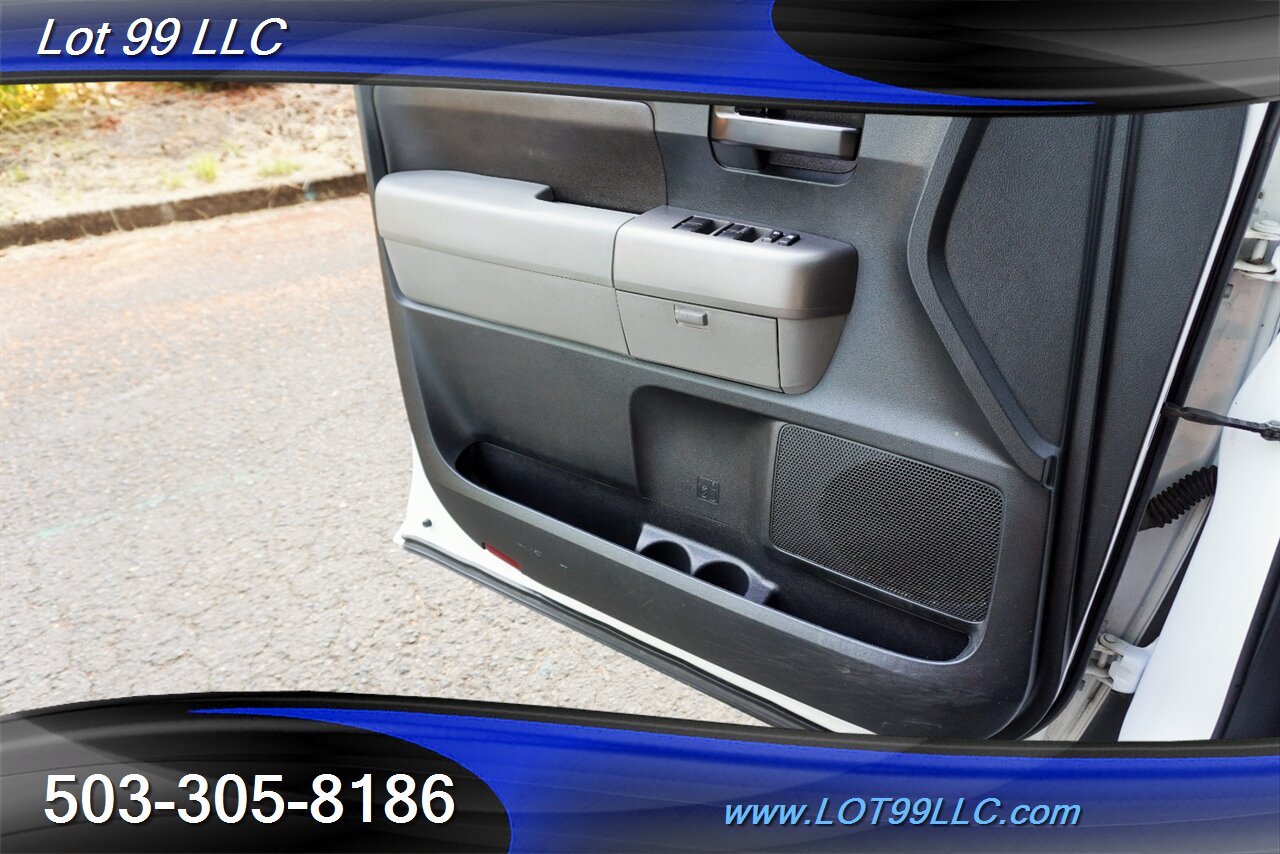 2012 Toyota Tundra Grade 4x4 V8 4.6L Auto CREWMAX Short Bed 2 OWNERS   - Photo 20 - Milwaukie, OR 97267