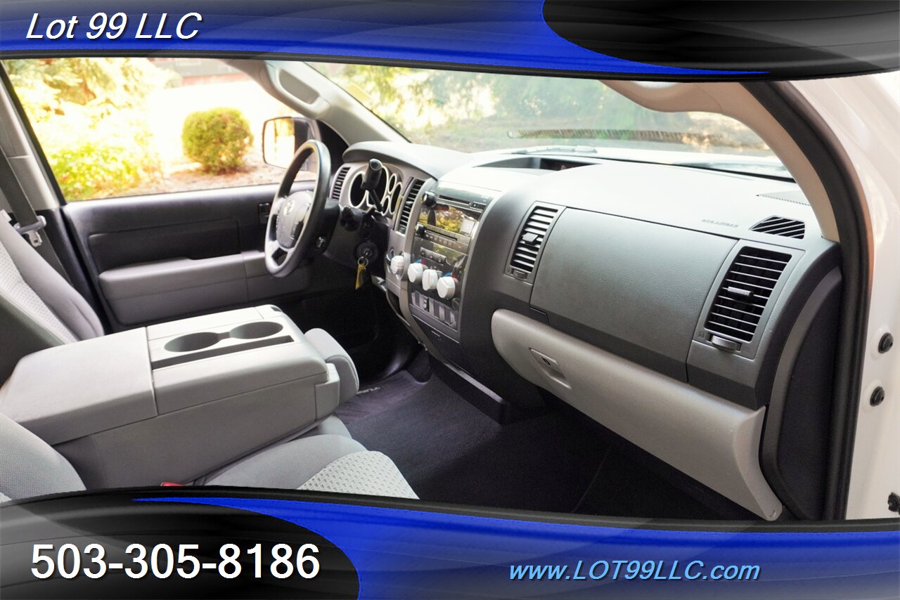 2012 Toyota Tundra Grade 4x4 V8 4.6L Auto CREWMAX Short Bed 2 OWNERS   - Photo 17 - Milwaukie, OR 97267