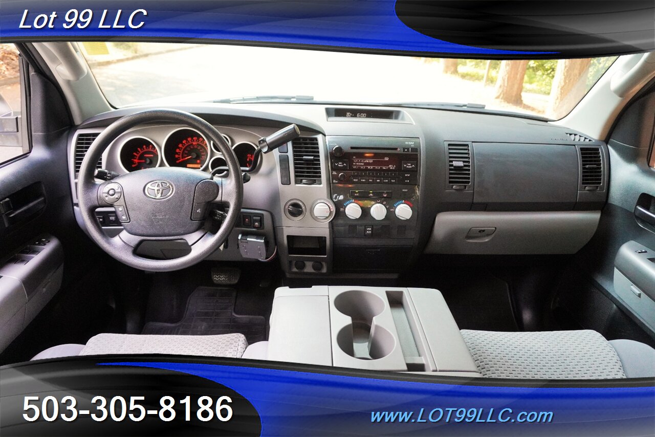 2012 Toyota Tundra Grade 4x4 V8 4.6L Auto CREWMAX Short Bed 2 OWNERS   - Photo 2 - Milwaukie, OR 97267