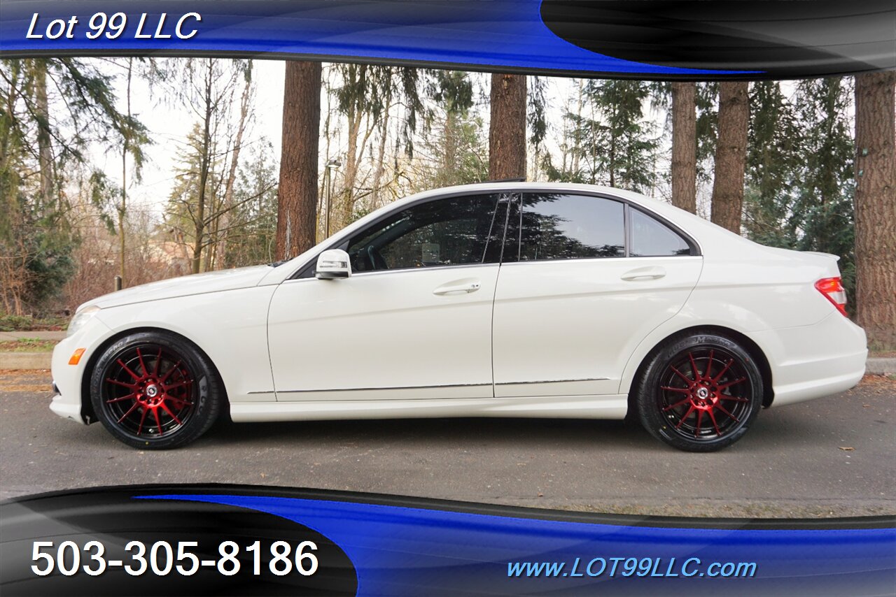 2010 Mercedes-Benz C 300 Sport 4MATIC White Black Leather Moon   - Photo 1 - Milwaukie, OR 97267