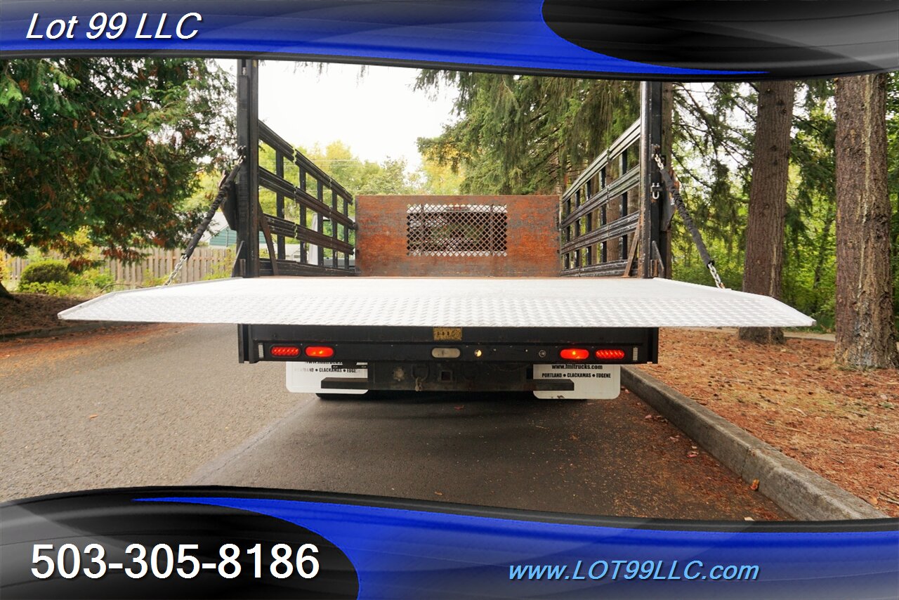 2012 Ford F-350 Single Cab V8 6.2L Auto FLAT BED LIFT GATE   - Photo 13 - Milwaukie, OR 97267