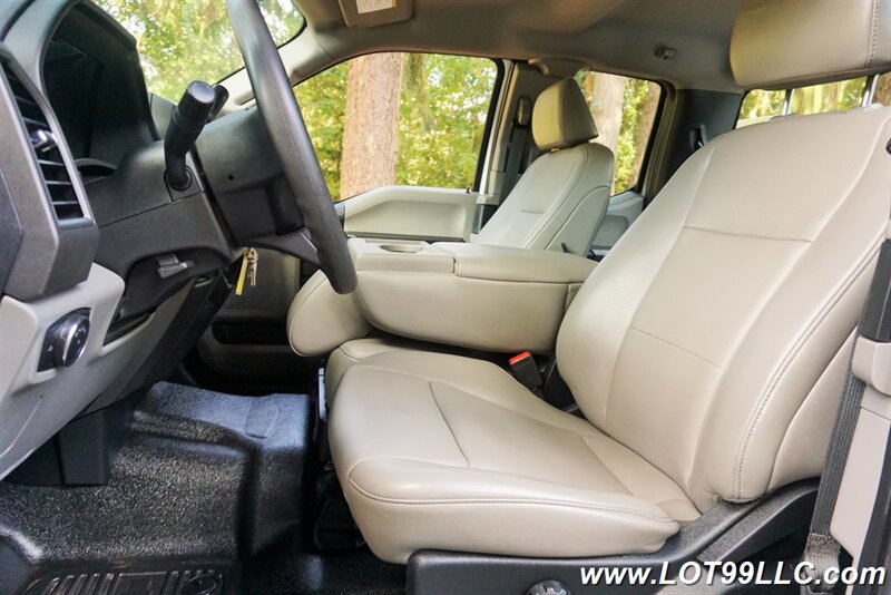 2021 Ford F-250 Super Duty XL Super Cab V8 6.2L Long Bed LIFT GATE 1 OWNER  