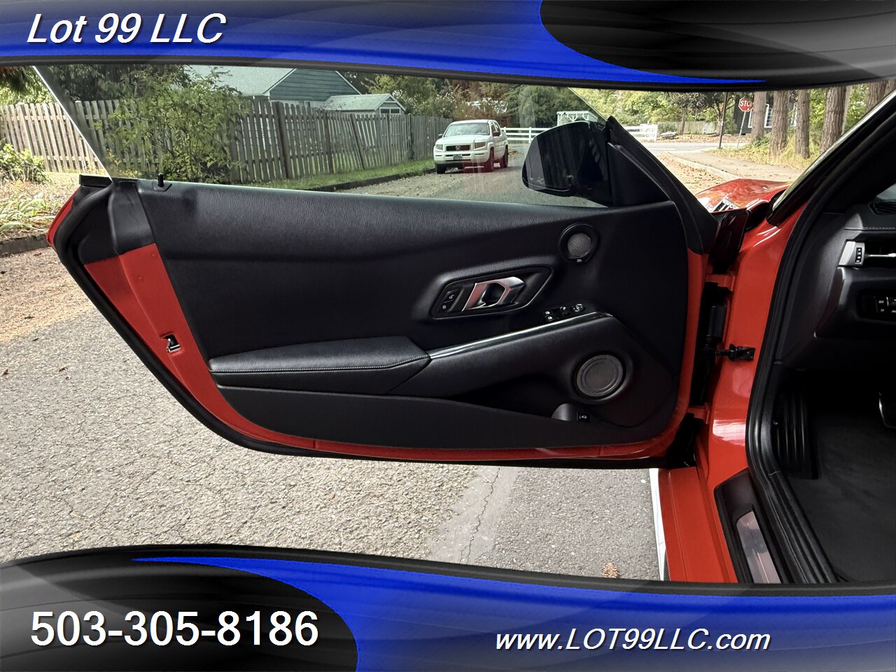 2020 Toyota Supra GR Launch Edition Carbon Fiber BodyKit ecutek Tune HKS Exhaust Carbon Hood-Steering Wheel - Photo 38 - Milwaukie, OR 97267