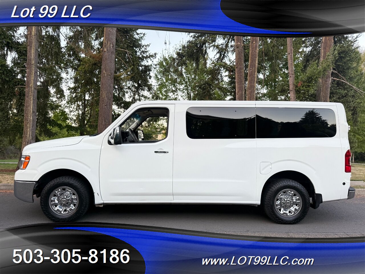 2018 Nissan NV 3500 HD SV ** 12 PASSENGER VAN ** 140k   - Photo 1 - Milwaukie, OR 97267