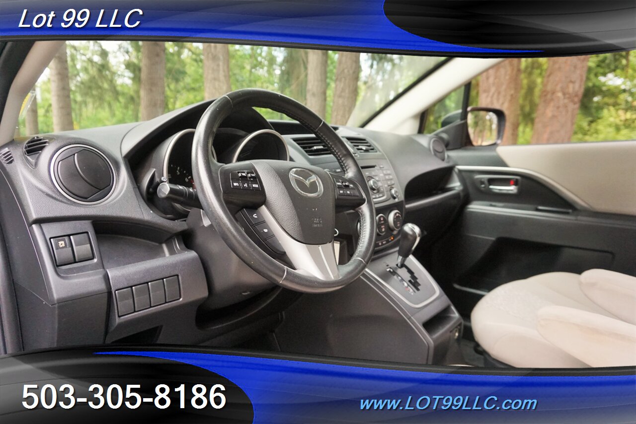 2012 Mazda Mazda5 GS Mini Van Only 53K Low   - Photo 12 - Milwaukie, OR 97267