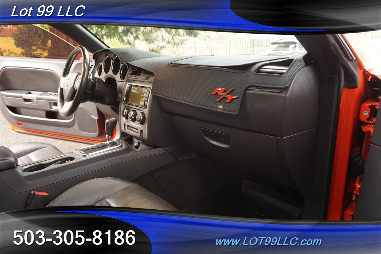 2013 Dodge Challenger R/T V8 HEMI Auto Heated Leather Pano Moon GPS 20S   - Photo 15 - Milwaukie, OR 97267