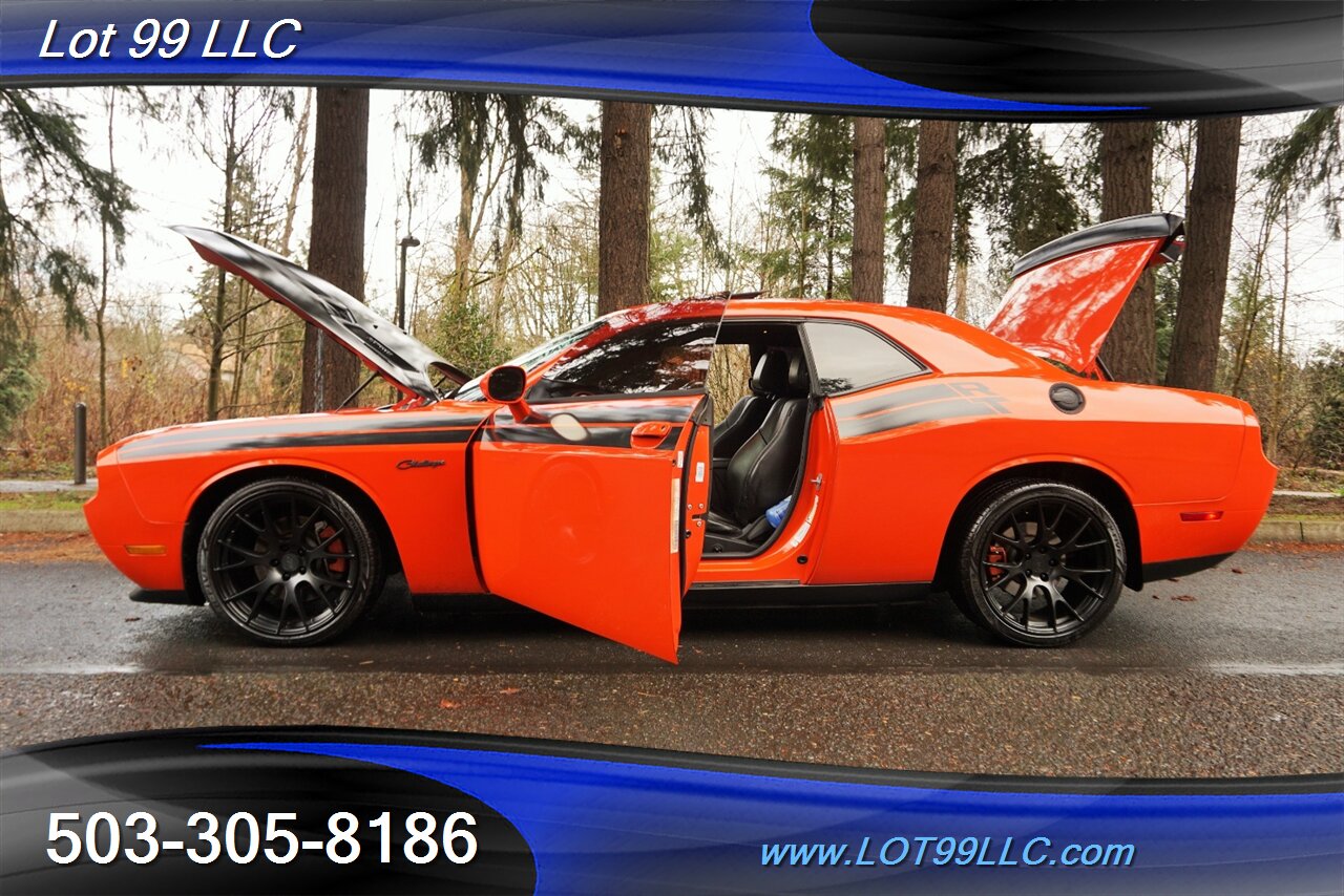 2013 Dodge Challenger R/T V8 HEMI Auto Heated Leather Pano Moon GPS 20S   - Photo 25 - Milwaukie, OR 97267