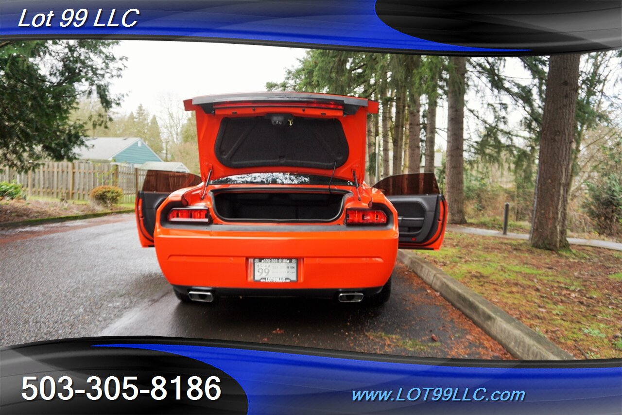 2013 Dodge Challenger R/T V8 HEMI Auto Heated Leather Pano Moon GPS 20S   - Photo 29 - Milwaukie, OR 97267