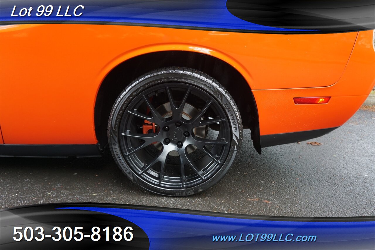 2013 Dodge Challenger R/T V8 HEMI Auto Heated Leather Pano Moon GPS 20S   - Photo 32 - Milwaukie, OR 97267