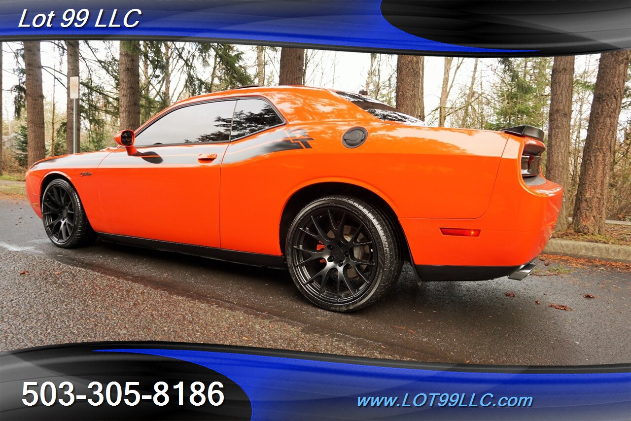 2013 Dodge Challenger R/T V8 HEMI Auto Heated Leather Pano Moon GPS 20S   - Photo 11 - Milwaukie, OR 97267