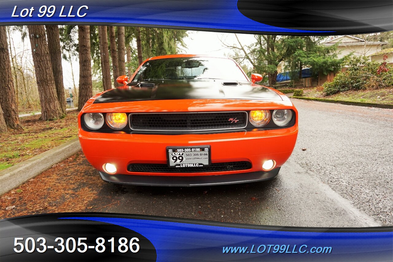 2013 Dodge Challenger R/T V8 HEMI Auto Heated Leather Pano Moon GPS 20S   - Photo 6 - Milwaukie, OR 97267