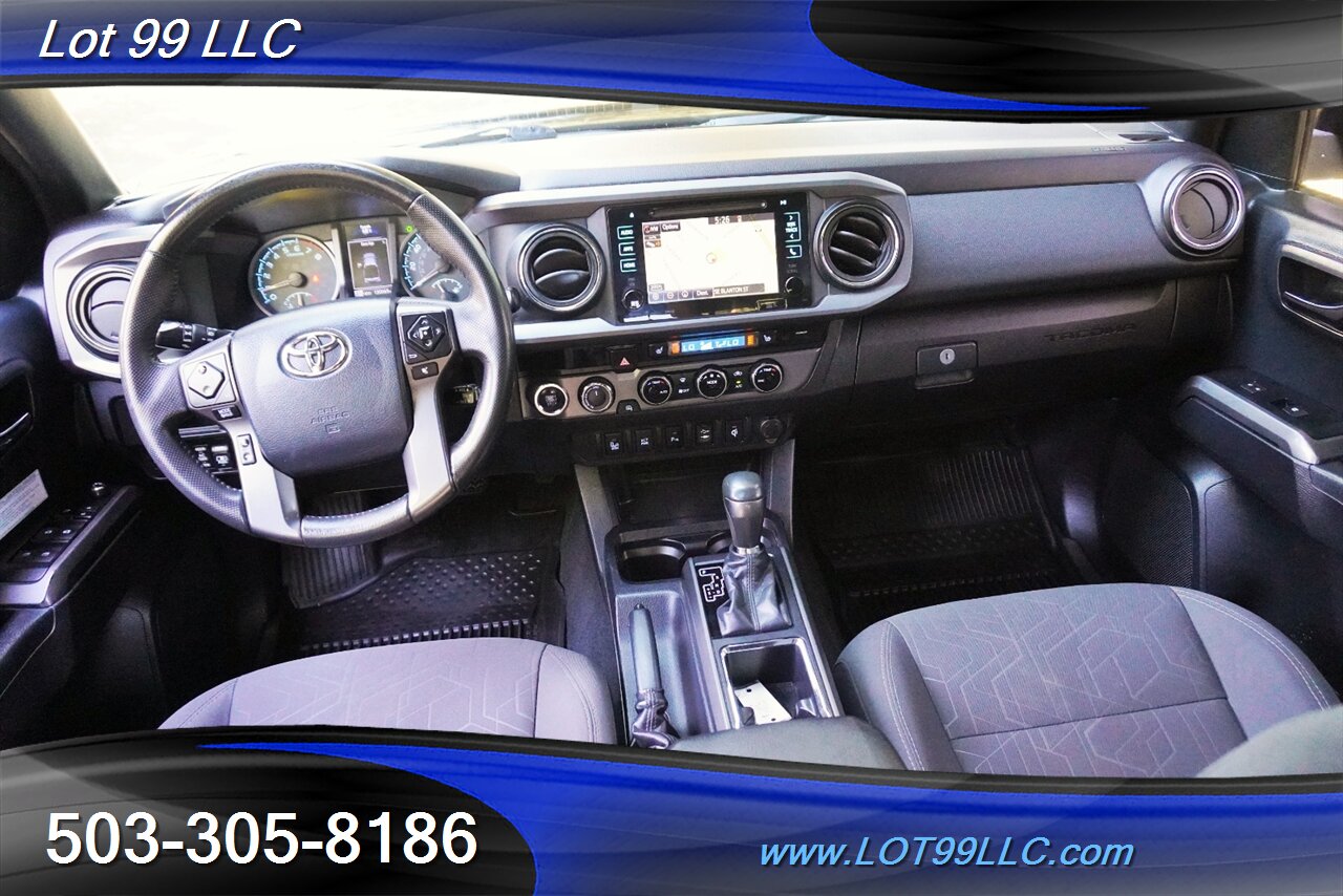 2017 Toyota Tacoma TRD Off-Road 4x4 V6 3.5L Auto Heated Seats GPS  Lifted BLACK Wheels Newer Tires 1 OWNER - Photo 2 - Milwaukie, OR 97267