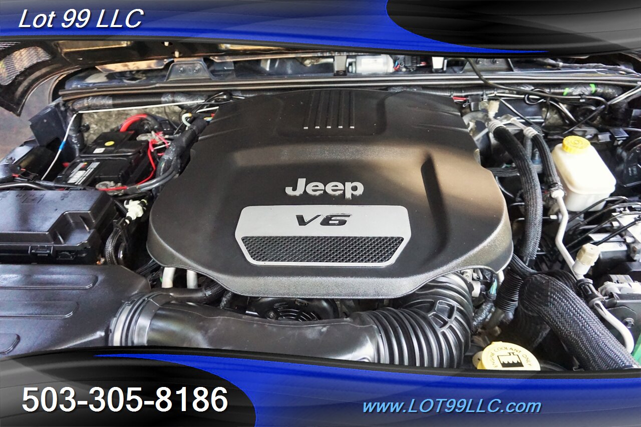 2016 Jeep Wrangler Unlimited Sport 4X4 V6 Auto LIFTED NEW TIRES WINCH - Photo 19 - Milwaukie, OR 97267