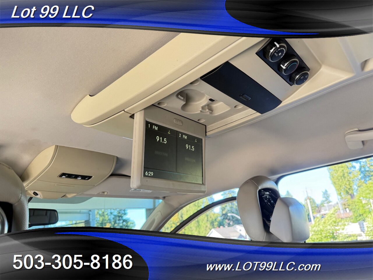 2013 Chrysler Town & Country Touring 128k BraunAbility WHEELCHAIR VAN Side Ramp DVD Navi Camera Power Doors - Photo 5 - Milwaukie, OR 97267