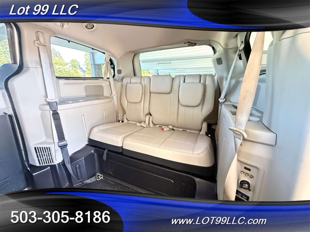 2013 Chrysler Town & Country Touring 128k BraunAbility WHEELCHAIR VAN Side Ramp DVD Navi Camera Power Doors - Photo 6 - Milwaukie, OR 97267