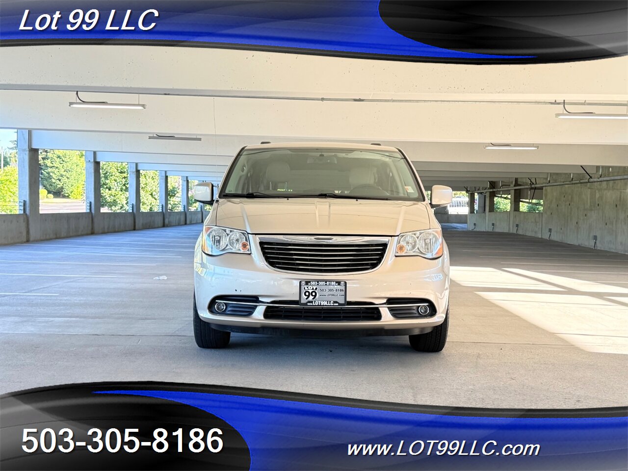 2013 Chrysler Town & Country Touring 128k BraunAbility WHEELCHAIR VAN Side Ramp DVD Navi Camera Power Doors - Photo 11 - Milwaukie, OR 97267