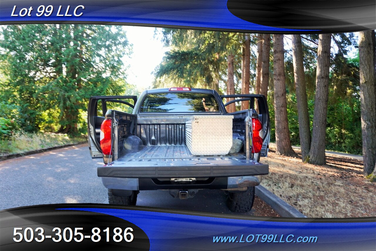 2016 Toyota Tundra SR5 4X4 Crew Max V8 5.7L Auto Short Bed LIFTED LIFTED Black 20 Wheels Newer OFF ROAD TIRES - Photo 32 - Milwaukie, OR 97267
