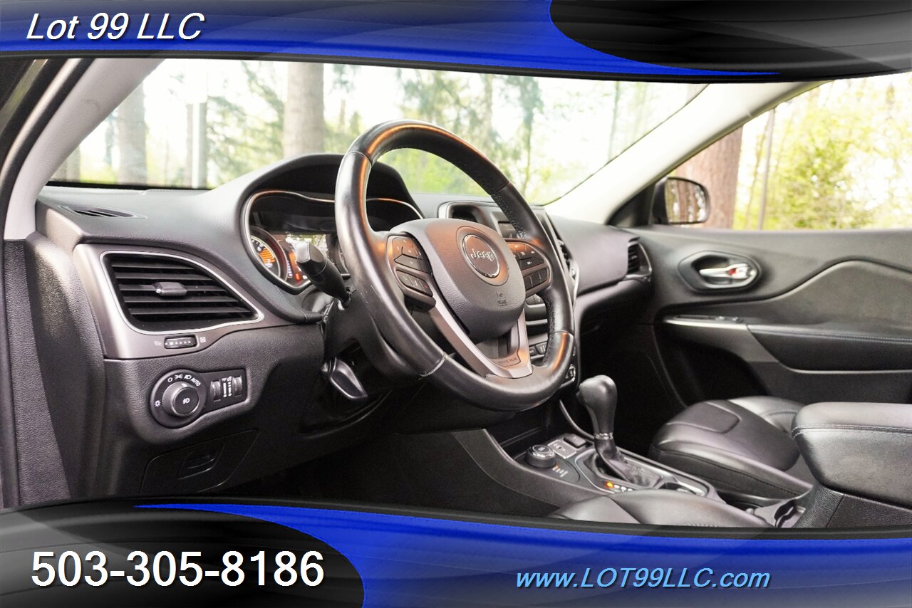 2019 Jeep Cherokee Latitude Plus 4X4 Only 56K Low MIles Premium Wheel  Newer Tires 29 MPG - Photo 12 - Milwaukie, OR 97267