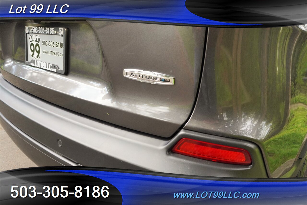 2019 Jeep Cherokee Latitude Plus 4X4 Only 56K Low MIles Premium Wheel  Newer Tires 29 MPG - Photo 32 - Milwaukie, OR 97267