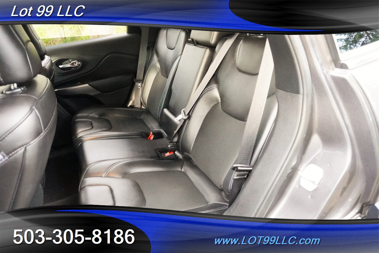 2019 Jeep Cherokee Latitude Plus 4X4 Only 56K Low MIles Premium Wheel  Newer Tires 29 MPG - Photo 14 - Milwaukie, OR 97267