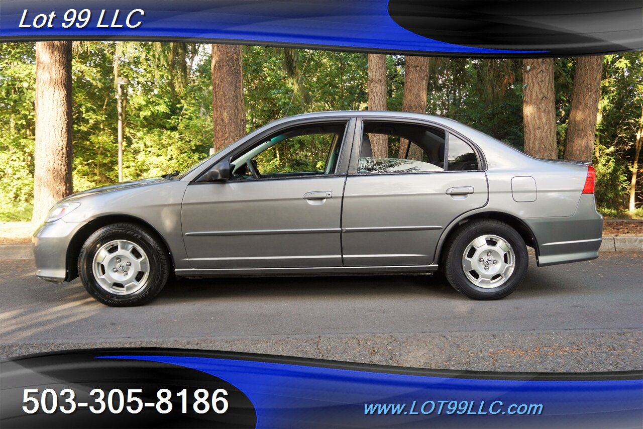2005 Honda Civic Hybrid Sedan 1.3L 5 Speed Manual 45 MPG - Photo 1 - Milwaukie, OR 97267