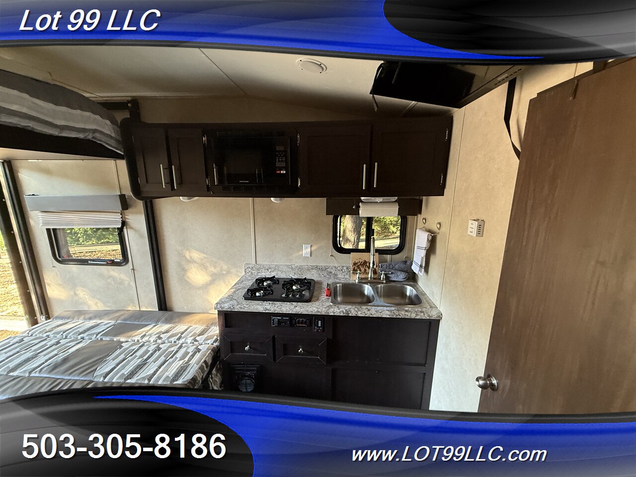 2019 Dune Sport Firestorm **TOY HAULER** Generator Shower Bunks - Photo 84 - Milwaukie, OR 97267