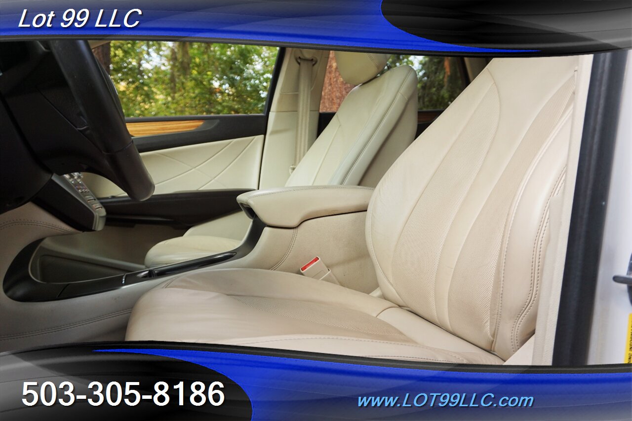 2016 Lincoln MKC Suv Heated Leather Pano Moon Roof Chrome Wheels   - Photo 13 - Milwaukie, OR 97267