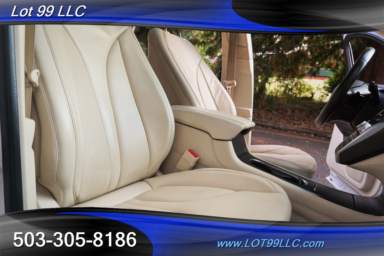 2016 Lincoln MKC Suv Heated Leather Pano Moon Roof Chrome Wheels   - Photo 17 - Milwaukie, OR 97267