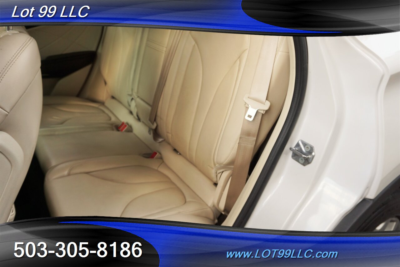 2016 Lincoln MKC Suv Heated Leather Pano Moon Roof Chrome Wheels   - Photo 14 - Milwaukie, OR 97267
