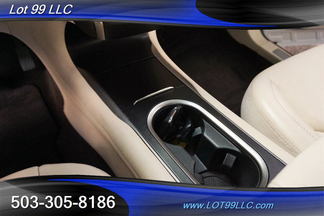 2016 Lincoln MKC Suv Heated Leather Pano Moon Roof Chrome Wheels   - Photo 27 - Milwaukie, OR 97267