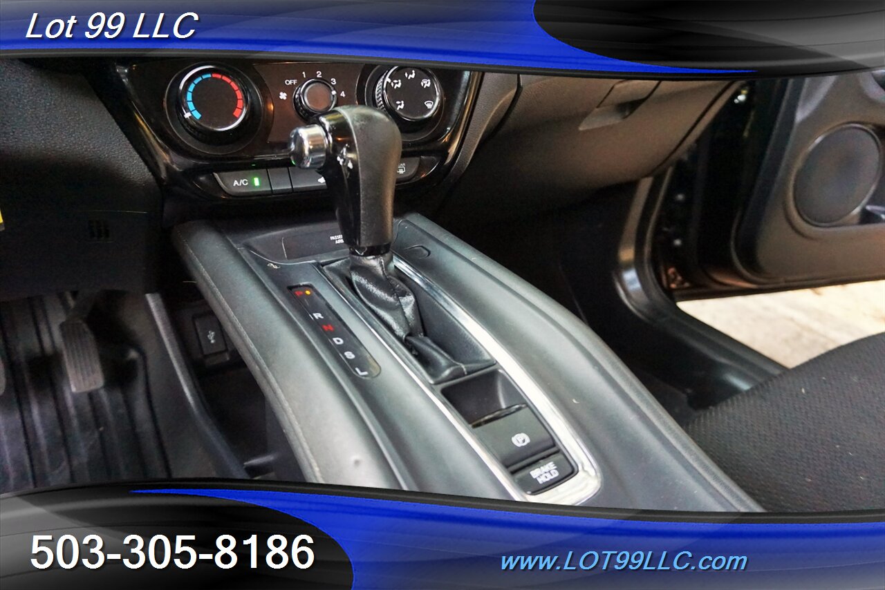 2018 Honda HR-V LX AWD 1.8L Automatic New Tires 2 OWNERS 31 MPG   - Photo 22 - Milwaukie, OR 97267