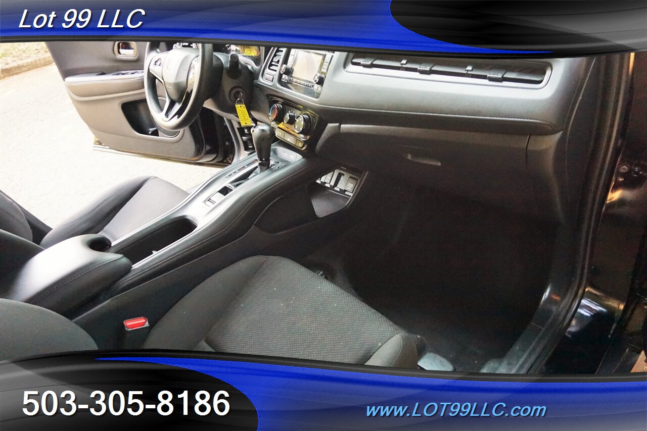 2018 Honda HR-V LX AWD 1.8L Automatic New Tires 2 OWNERS 31 MPG   - Photo 24 - Milwaukie, OR 97267