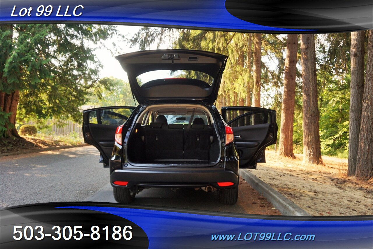 2018 Honda HR-V LX AWD 1.8L Automatic New Tires 2 OWNERS 31 MPG   - Photo 29 - Milwaukie, OR 97267