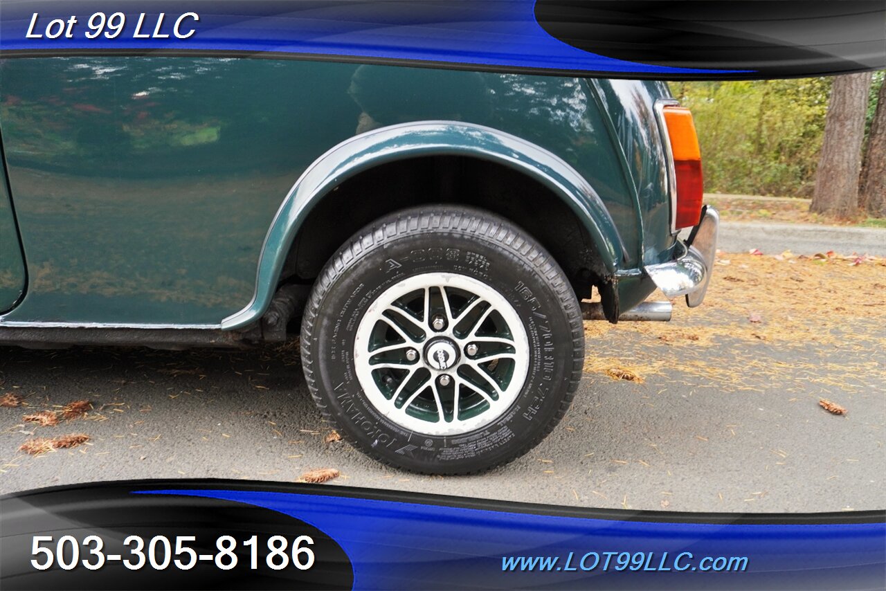 1974 MINI Cooper Classic British Racing Green 4 Speed White Roof   - Photo 4 - Milwaukie, OR 97267