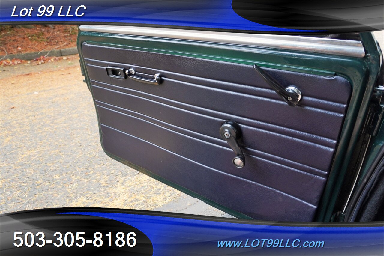 1974 MINI Cooper Classic British Racing Green 4 Speed White Roof   - Photo 12 - Milwaukie, OR 97267