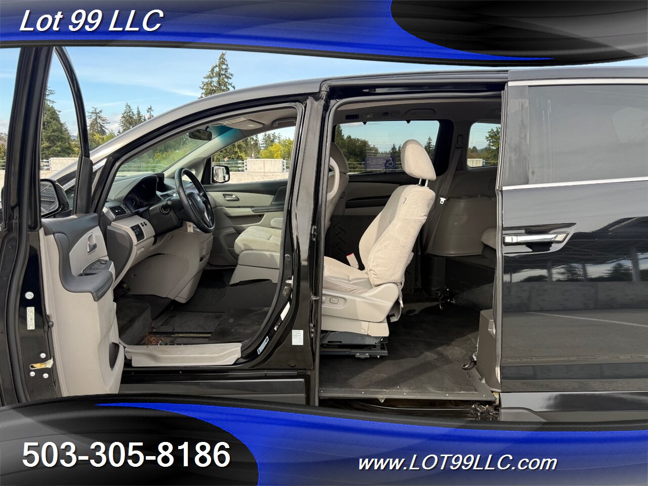 2011 Honda Odyssey EX WHEELCHAIR VAN Kneeling 30 " Power Ramp B&D TURN  TRANSFER SEAT  NEW TIRES Navigation - Photo 44 - Milwaukie, OR 97267