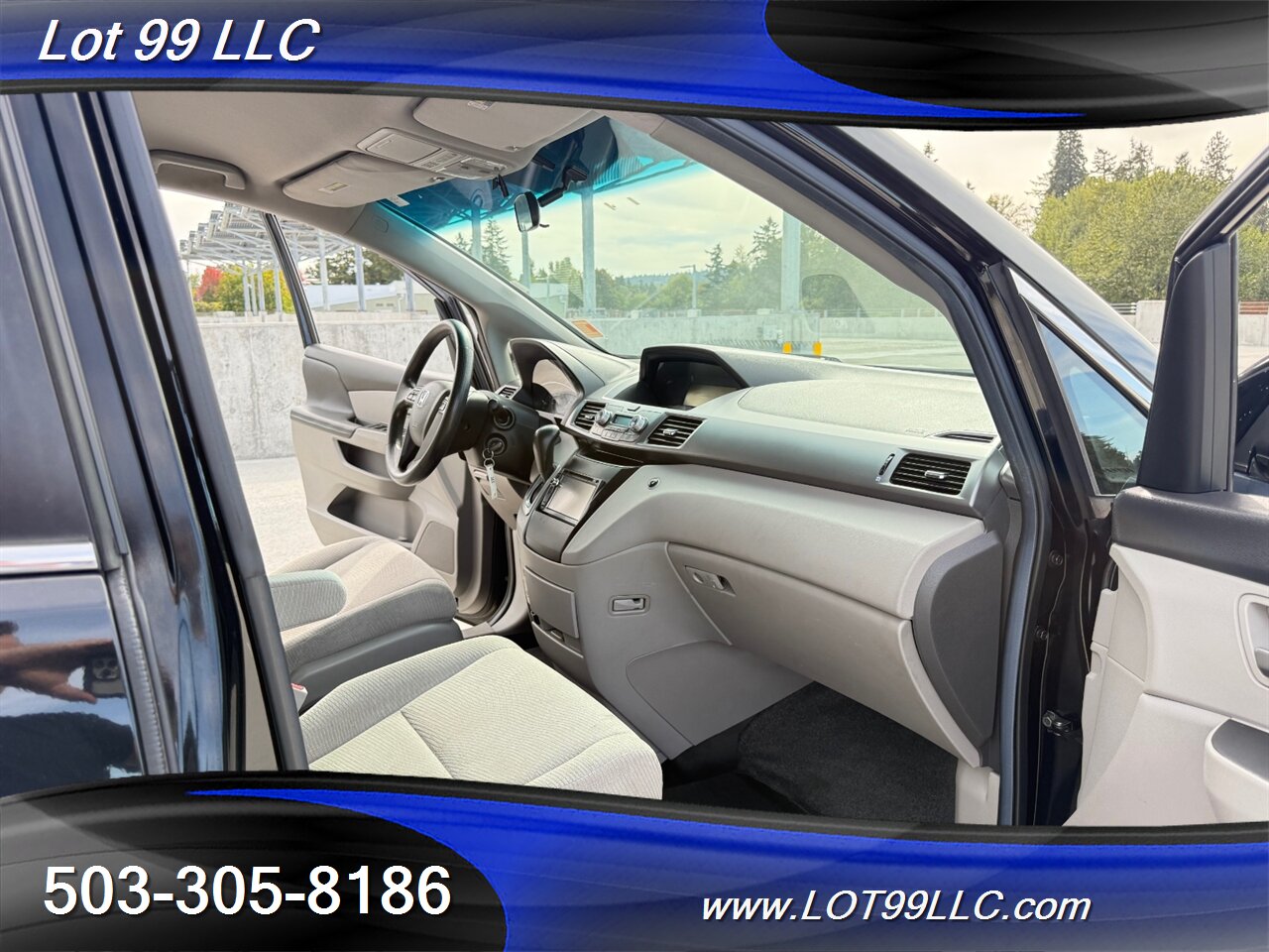 2011 Honda Odyssey EX WHEELCHAIR VAN Kneeling 30 " Power Ramp B&D TURN  TRANSFER SEAT  NEW TIRES Navigation - Photo 42 - Milwaukie, OR 97267