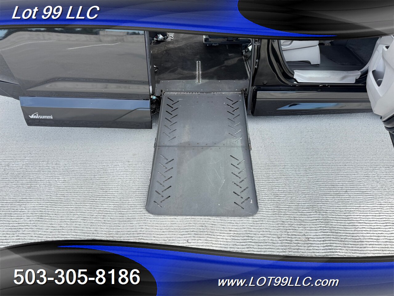 2011 Honda Odyssey EX WHEELCHAIR VAN Kneeling 30 " Power Ramp B&D TURN  TRANSFER SEAT  NEW TIRES Navigation - Photo 5 - Milwaukie, OR 97267