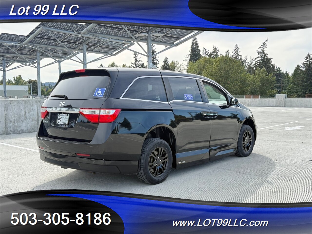 2011 Honda Odyssey EX WHEELCHAIR VAN Kneeling 30 " Power Ramp B&D TURN  TRANSFER SEAT  NEW TIRES Navigation - Photo 14 - Milwaukie, OR 97267
