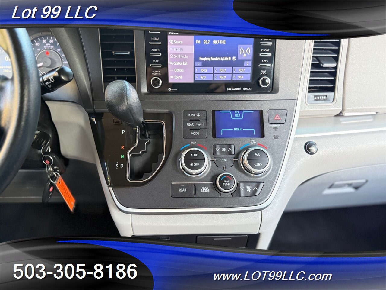2020 Toyota Sienna LE 67k Miles WHEELCHAIR VAN New Tires Navi Cam   - Photo 14 - Milwaukie, OR 97267