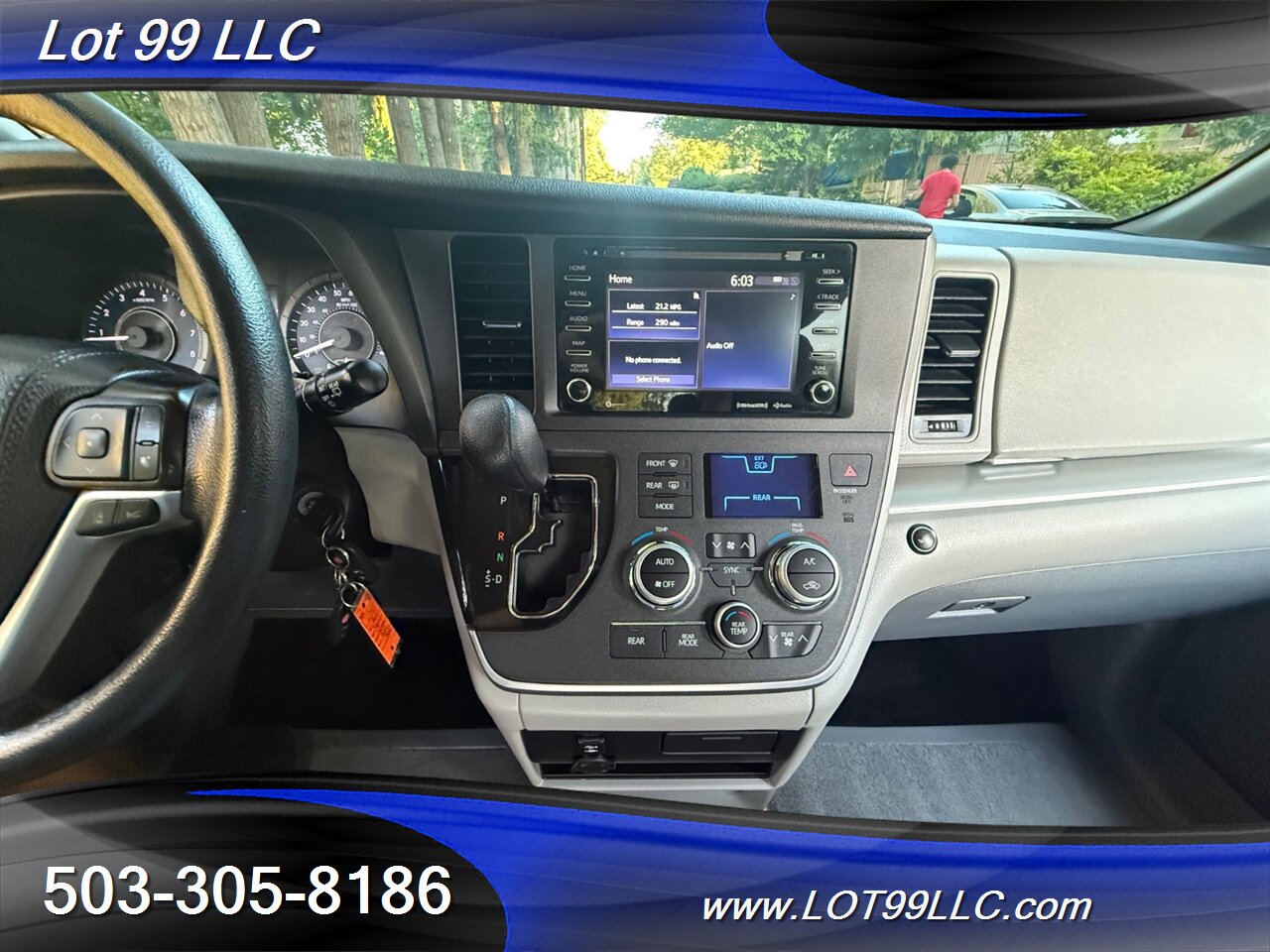 2020 Toyota Sienna LE 67k Miles WHEELCHAIR VAN New Tires Navi Cam   - Photo 13 - Milwaukie, OR 97267